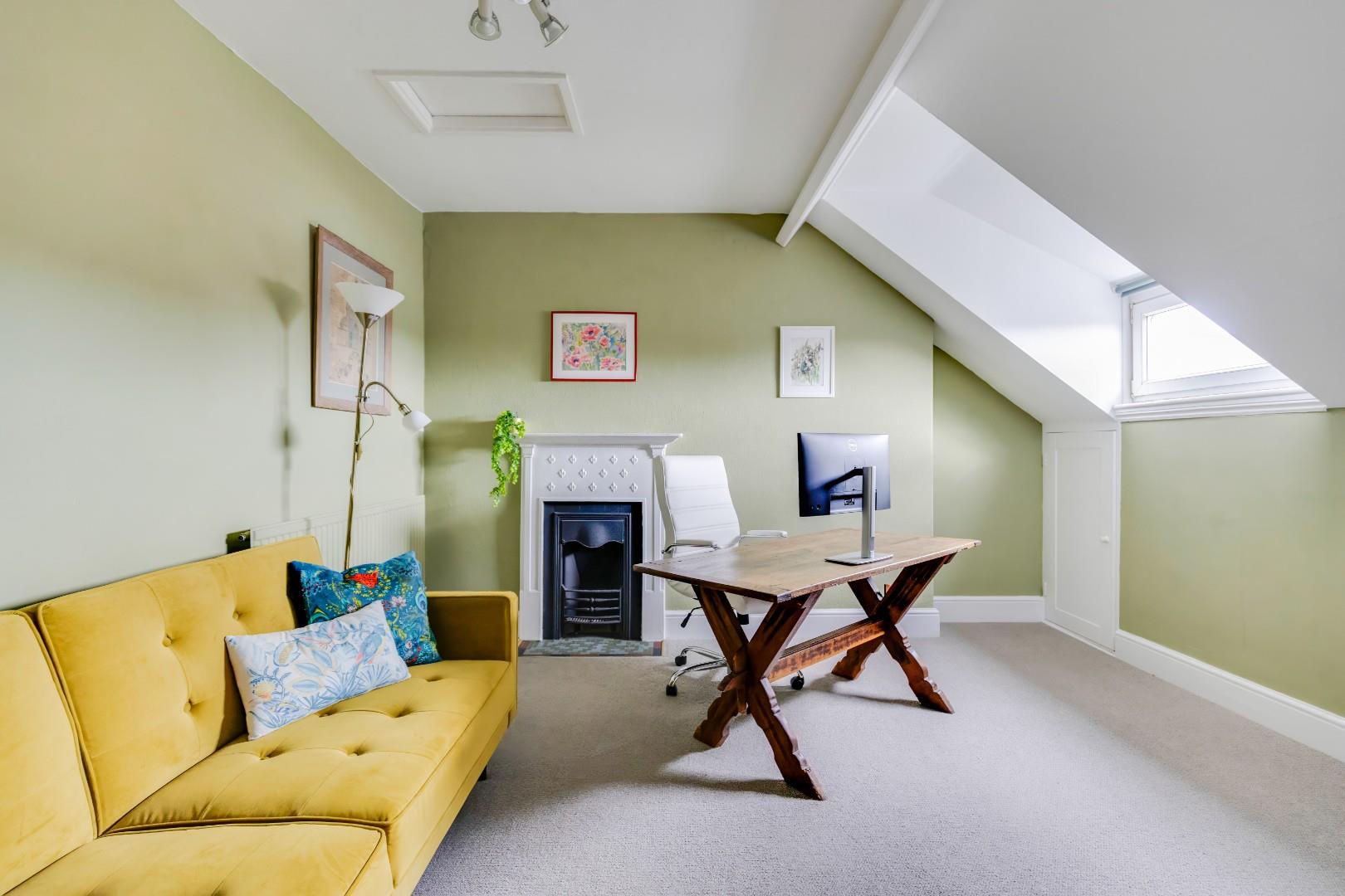 90 Stanwell Road, Penarth, CF64 3LP